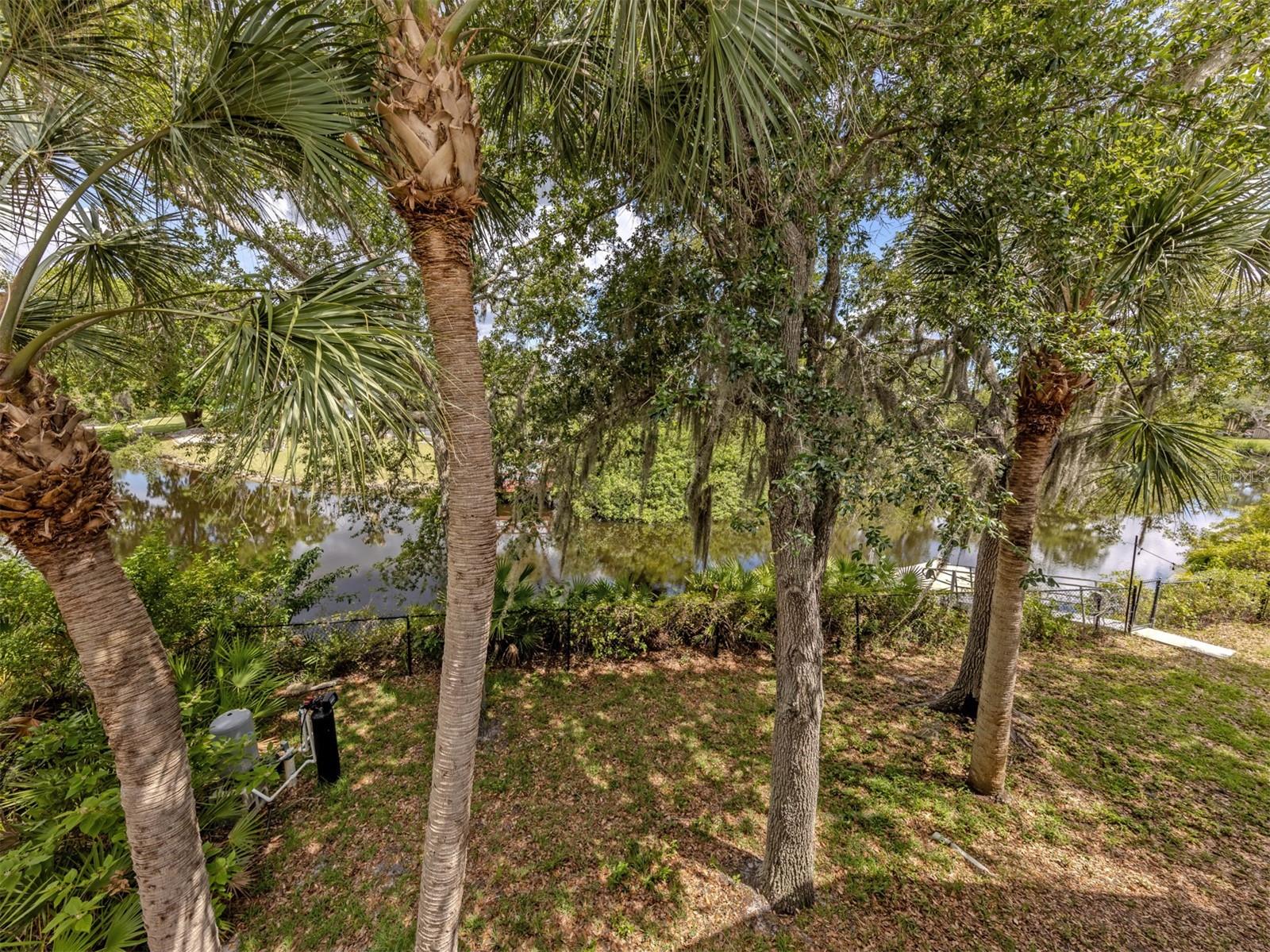 11883 DE LEON DR — photo 32