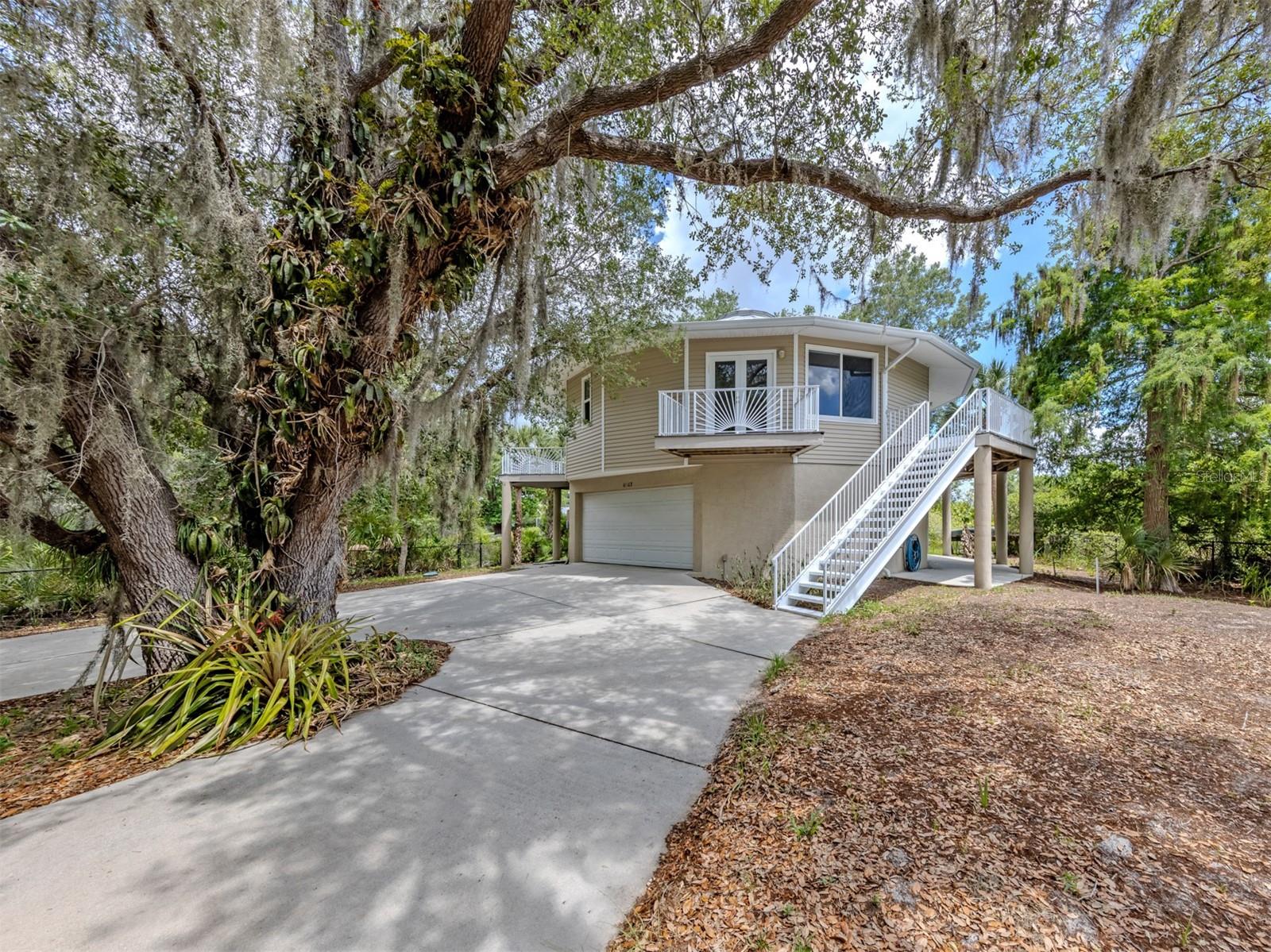 11883 DE LEON DR — photo 2