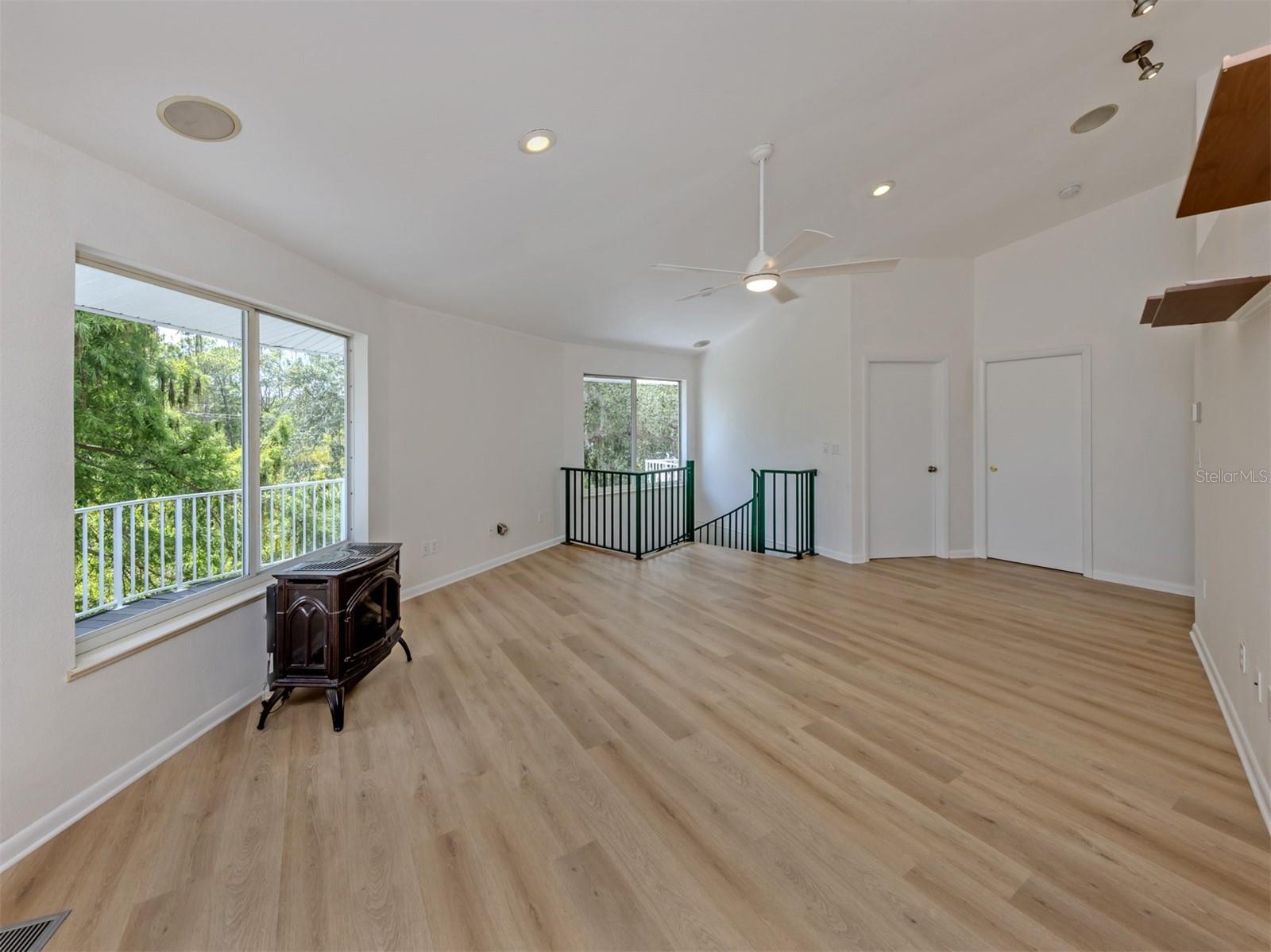 11883 DE LEON DR — photo 8