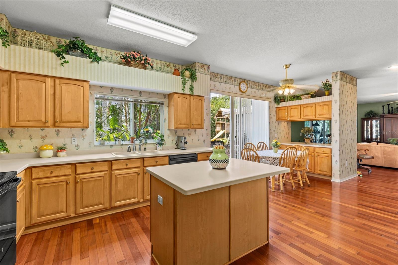 27221 SEA BREEZE WAY — photo 14