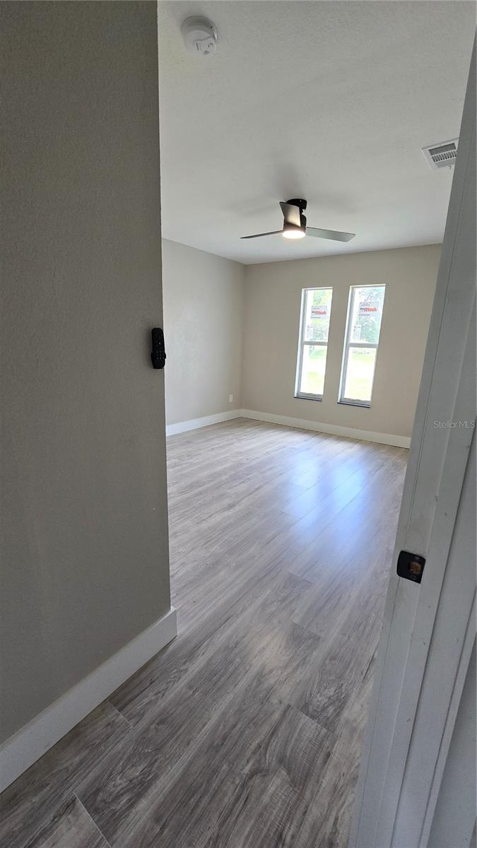 8607 LONGBOAT LN — photo 18