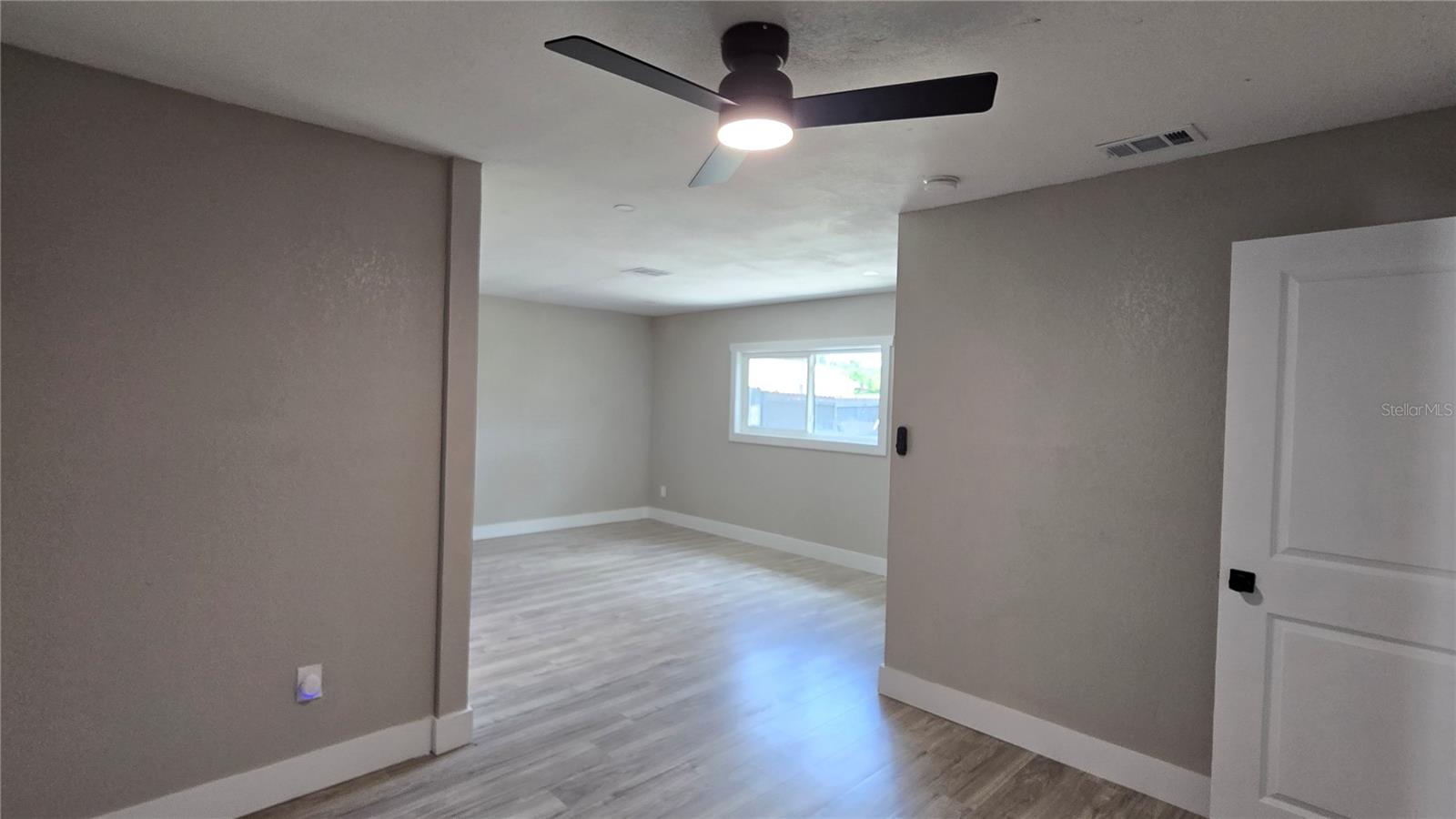 8607 LONGBOAT LN — photo 11