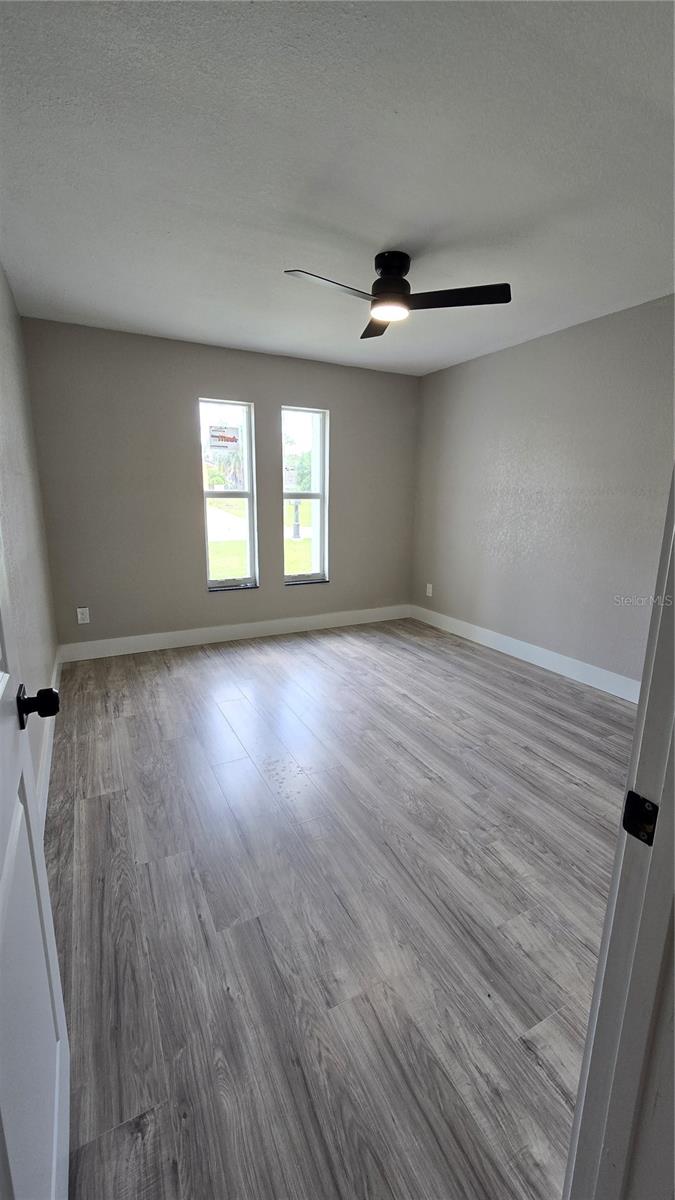 8607 LONGBOAT LN — photo 17