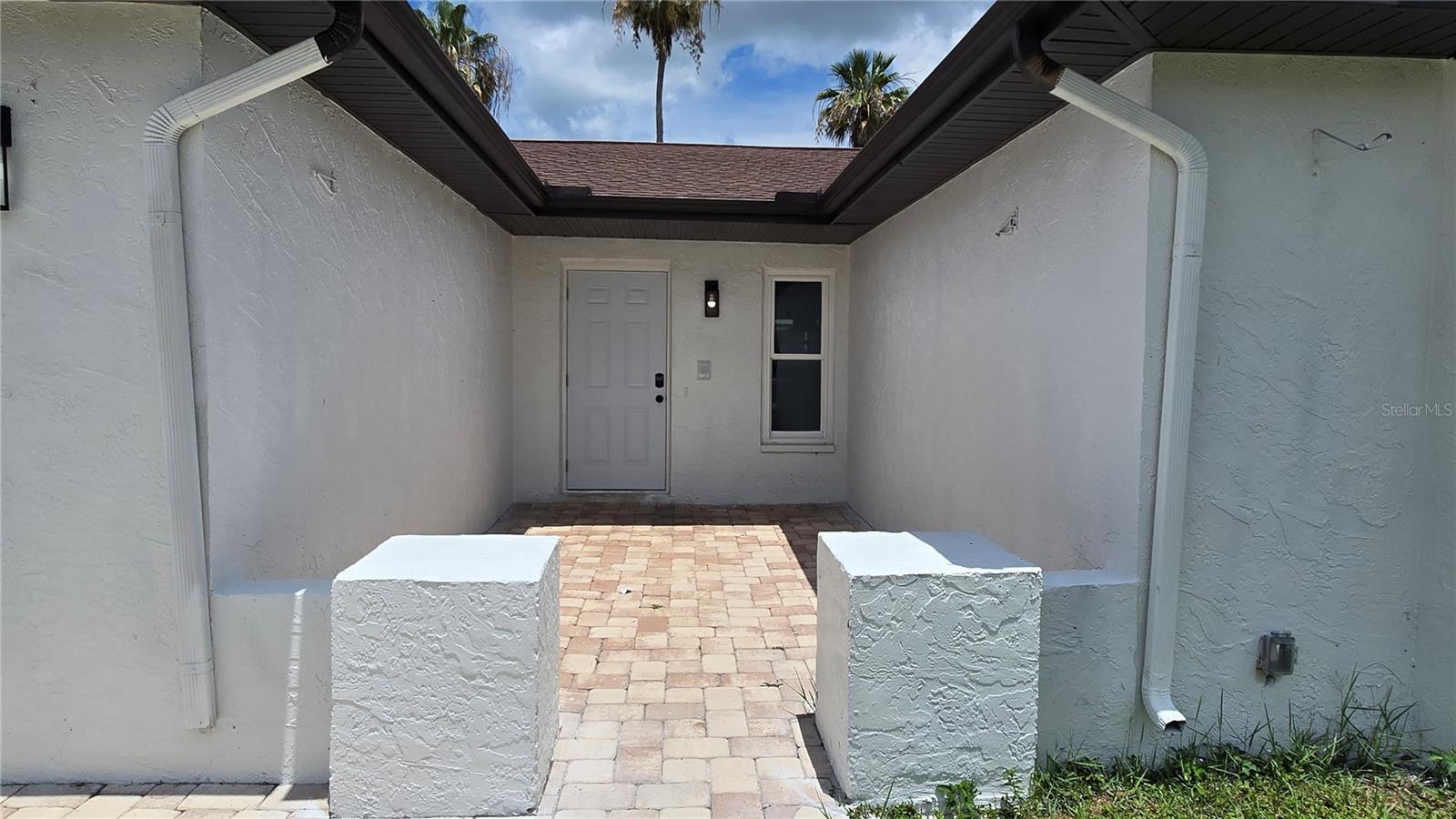 8607 LONGBOAT LN — photo 3