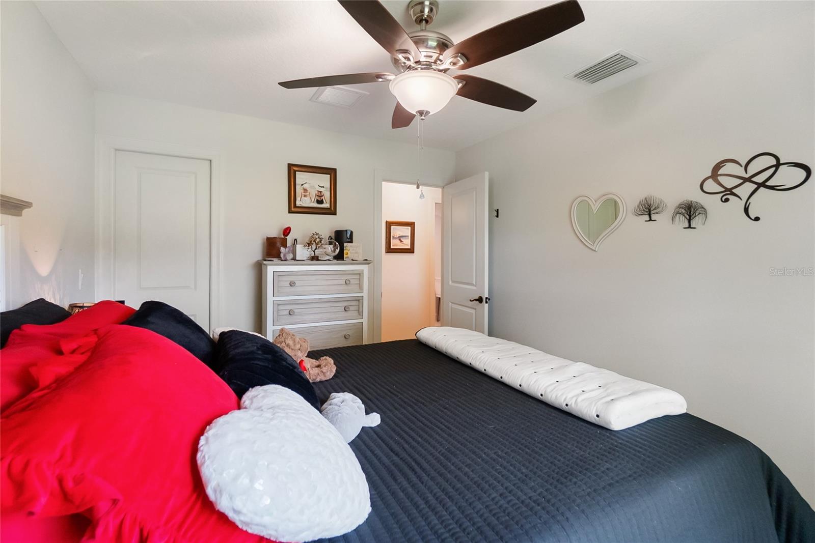 3397 ZORATOA AVE — photo 30