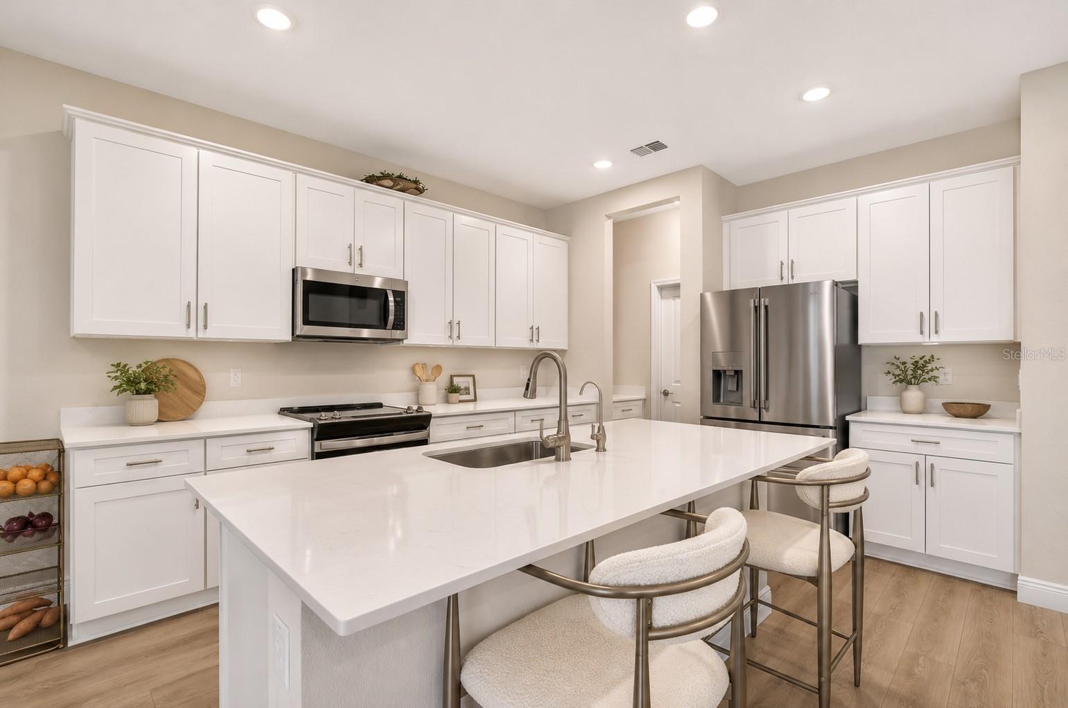 10009 SURREY ROSE DR — photo 9