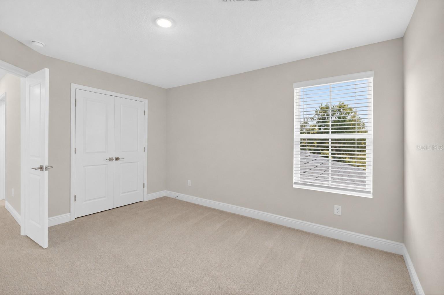 10009 SURREY ROSE DR — photo 36