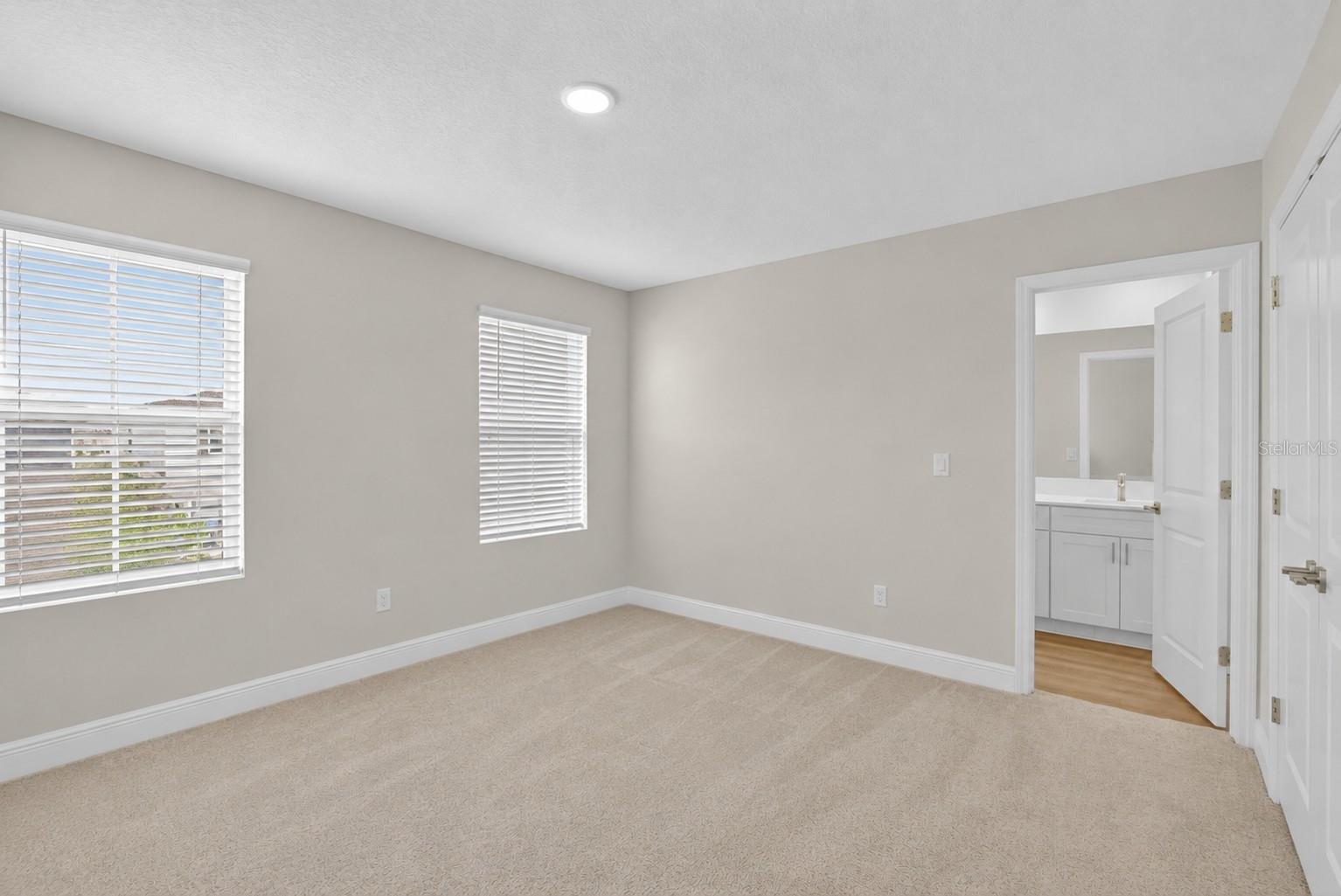 10009 SURREY ROSE DR — photo 39