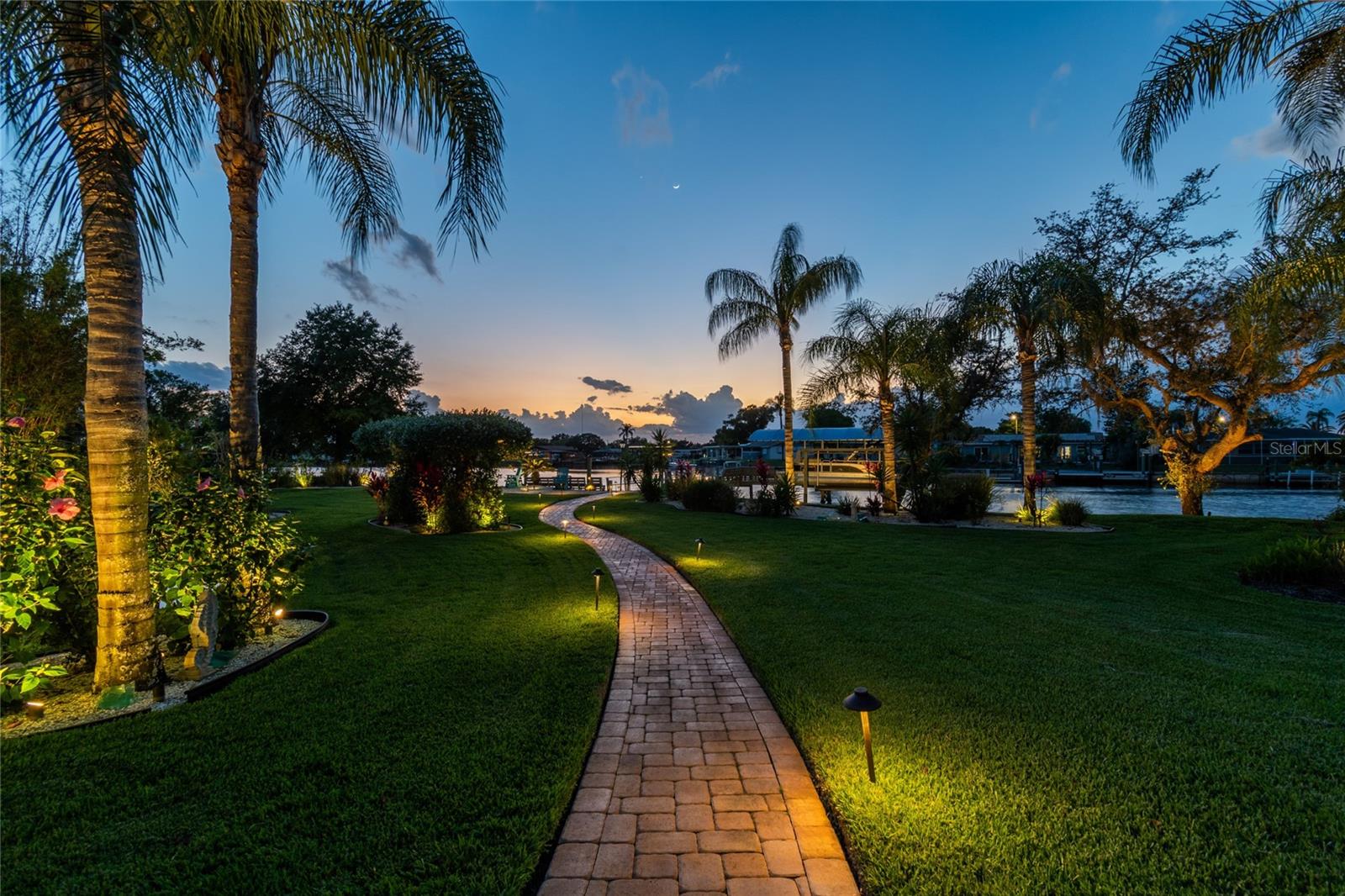 5851 CACHETTE DE RIVIERA CT — photo 82