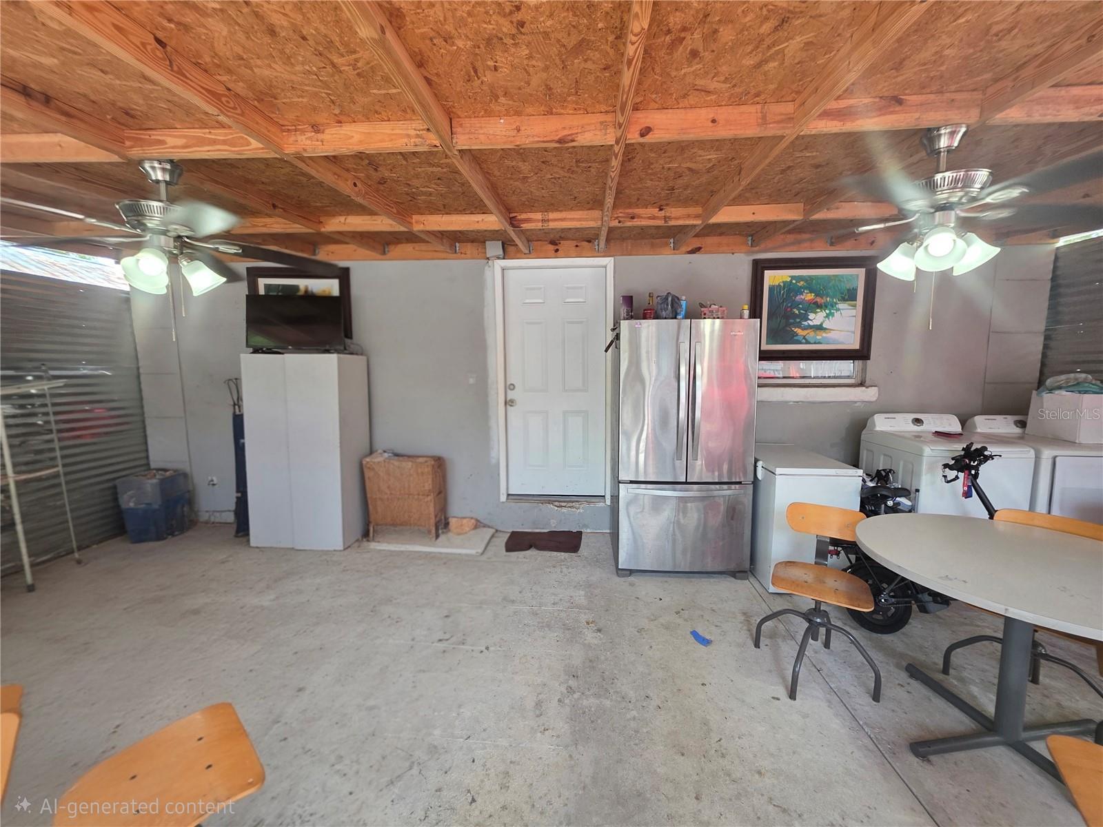 2619 E CHELSEA ST — photo 21