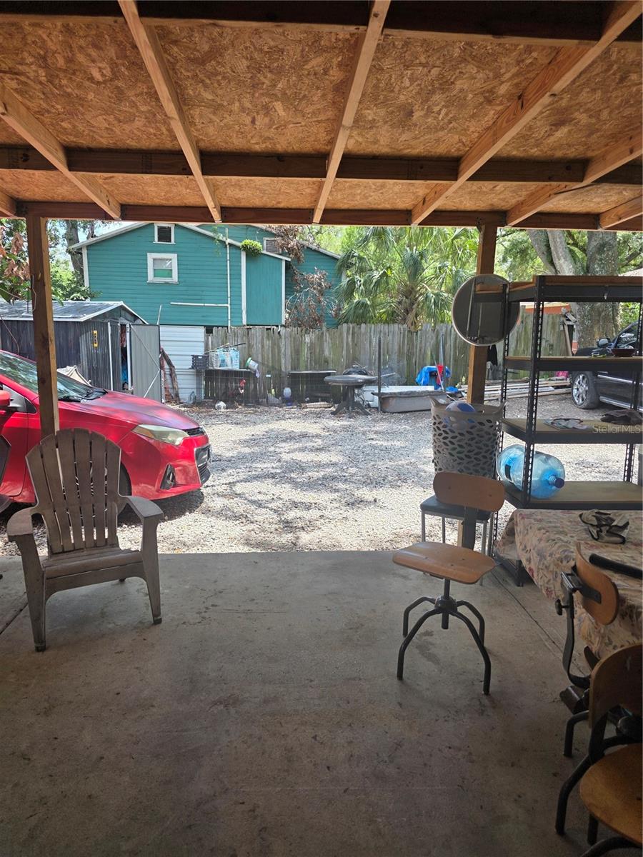 2619 E CHELSEA ST — photo 20