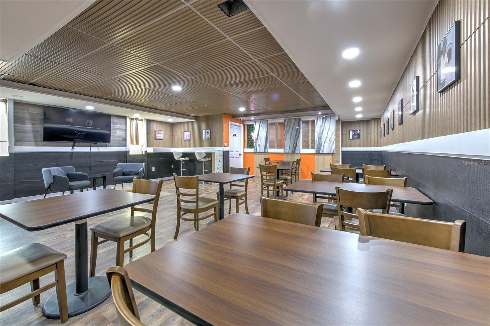 7030 W HILLSBOROUGH AVE #Suit B — photo 23