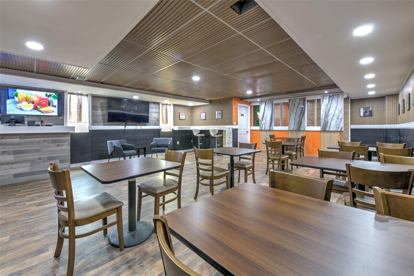 7030 W HILLSBOROUGH AVE #Suit B — photo 22