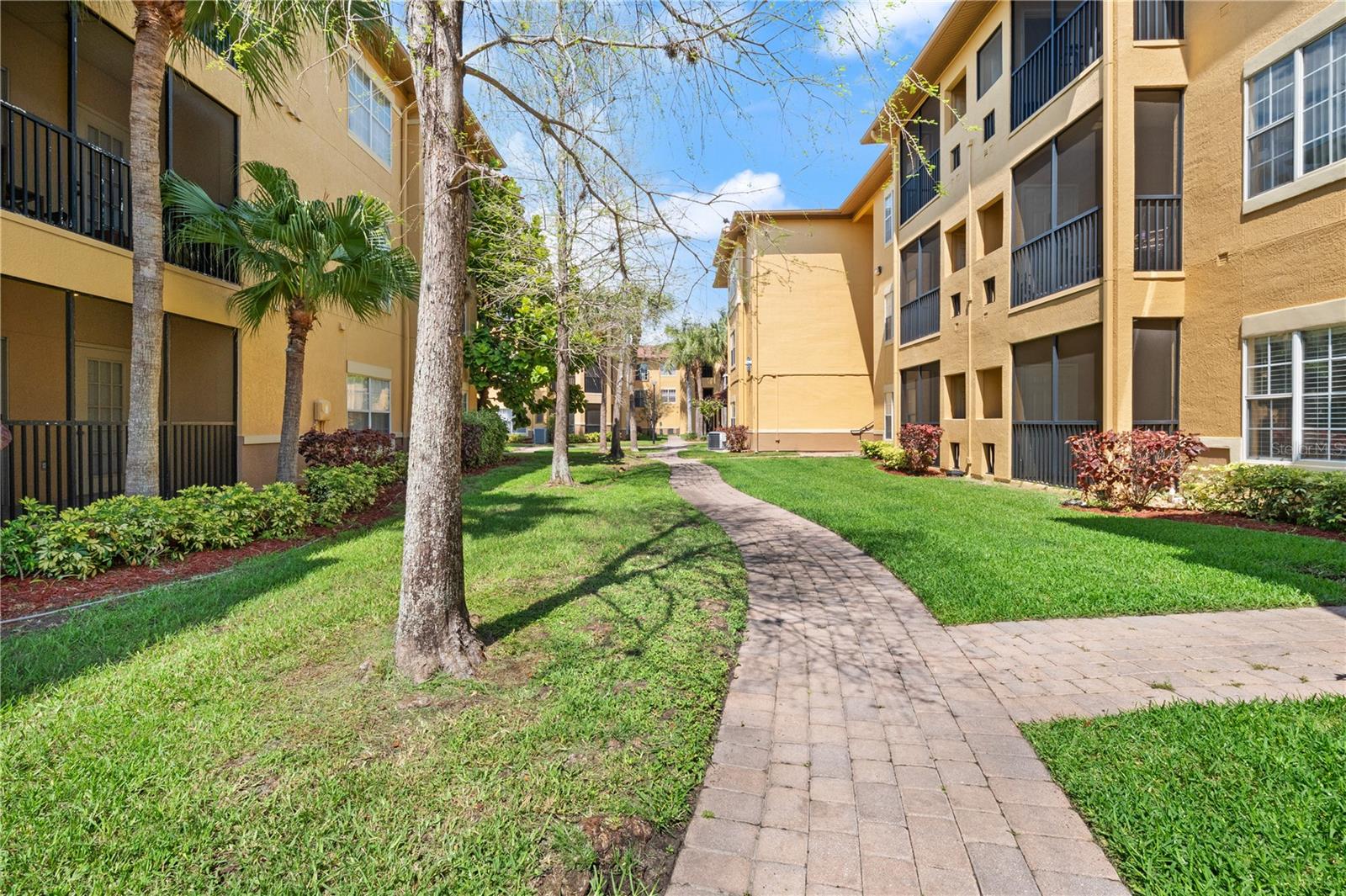 4307 BAYSIDE VILLAGE DR #103 — photo 2