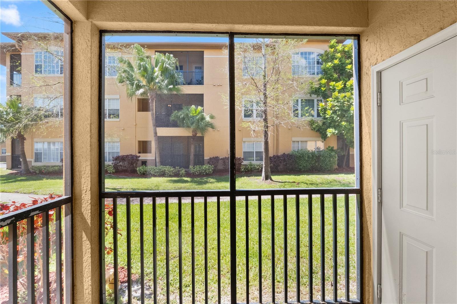 4307 BAYSIDE VILLAGE DR #103 — photo 18