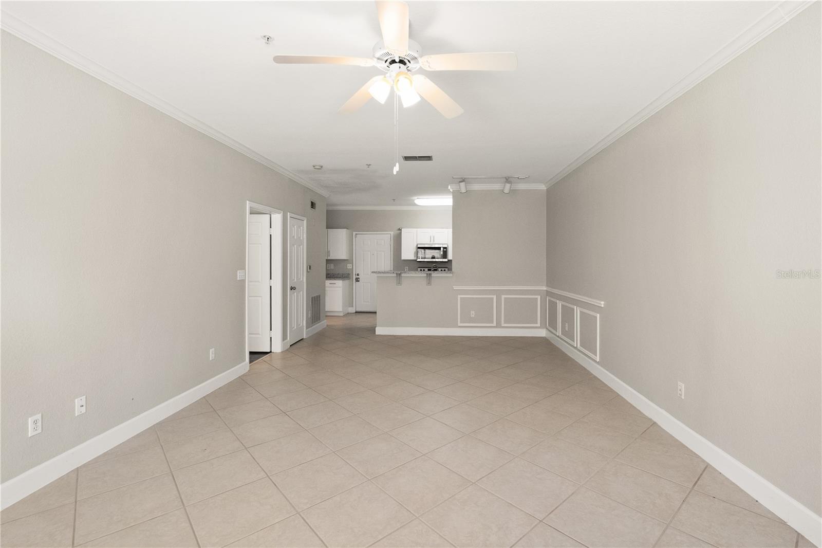 4307 BAYSIDE VILLAGE DR #103 — photo 6