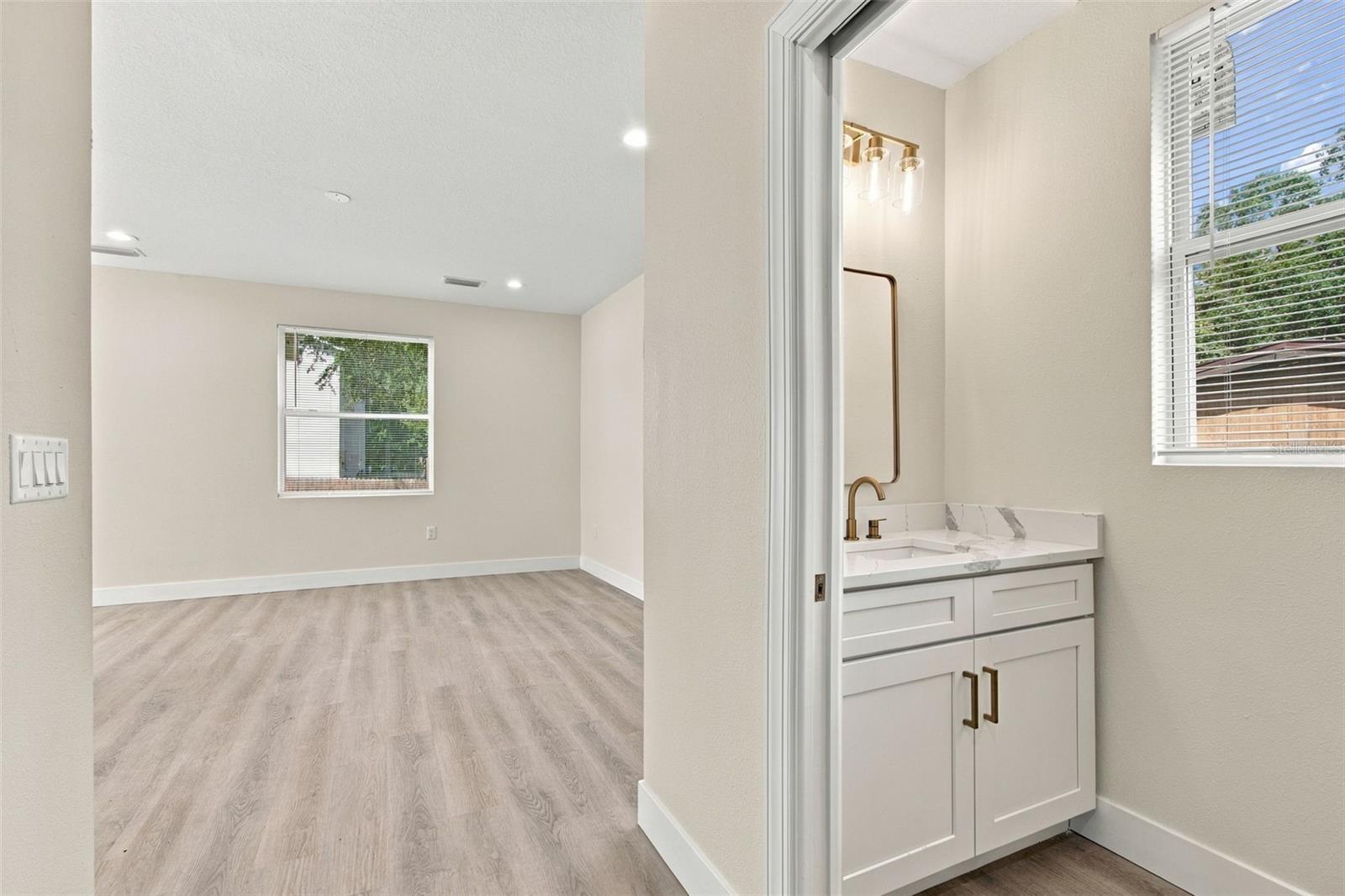 7315 MOUNT VERNON RD — photo 13