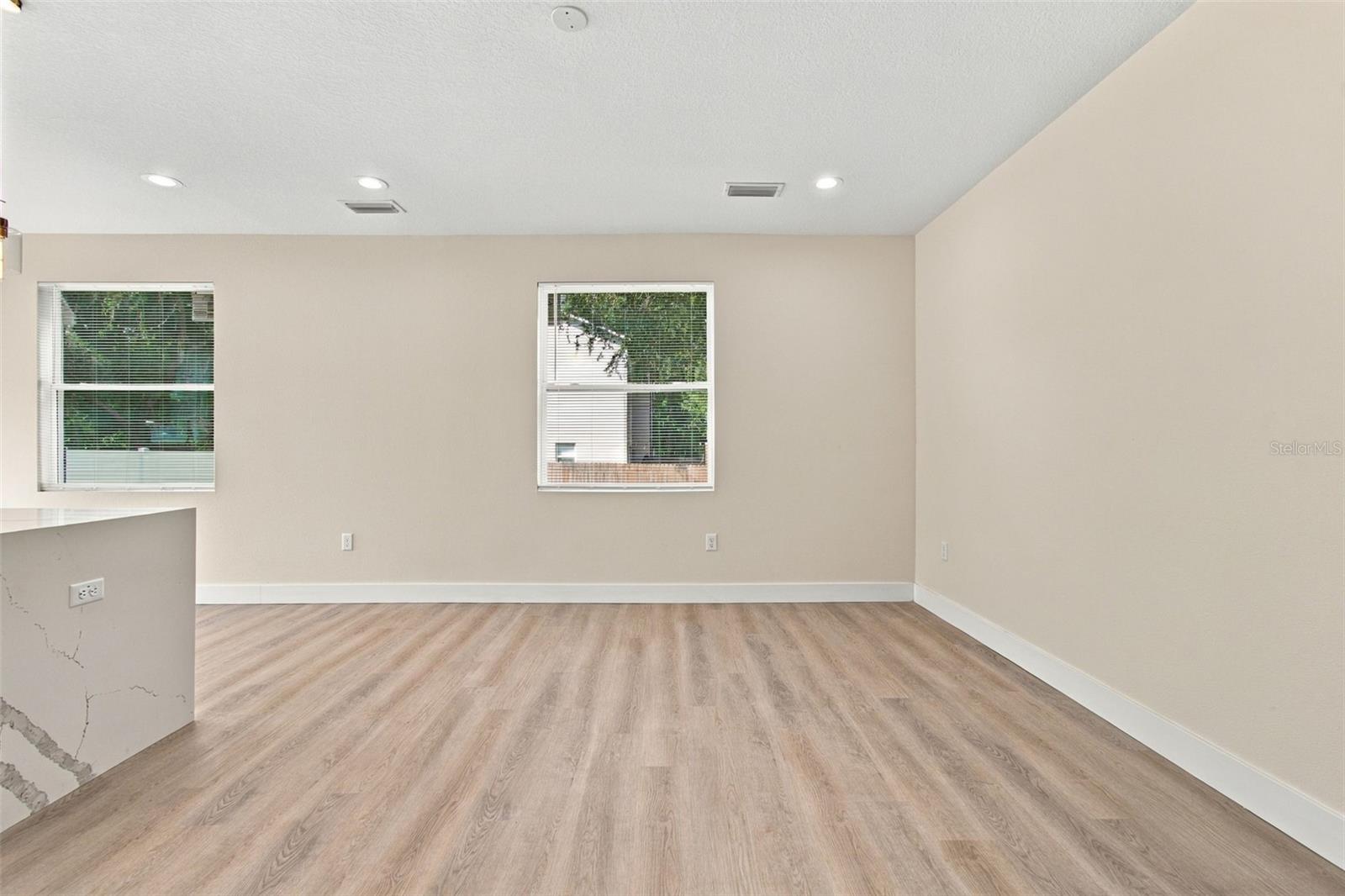 7315 MOUNT VERNON RD — photo 15