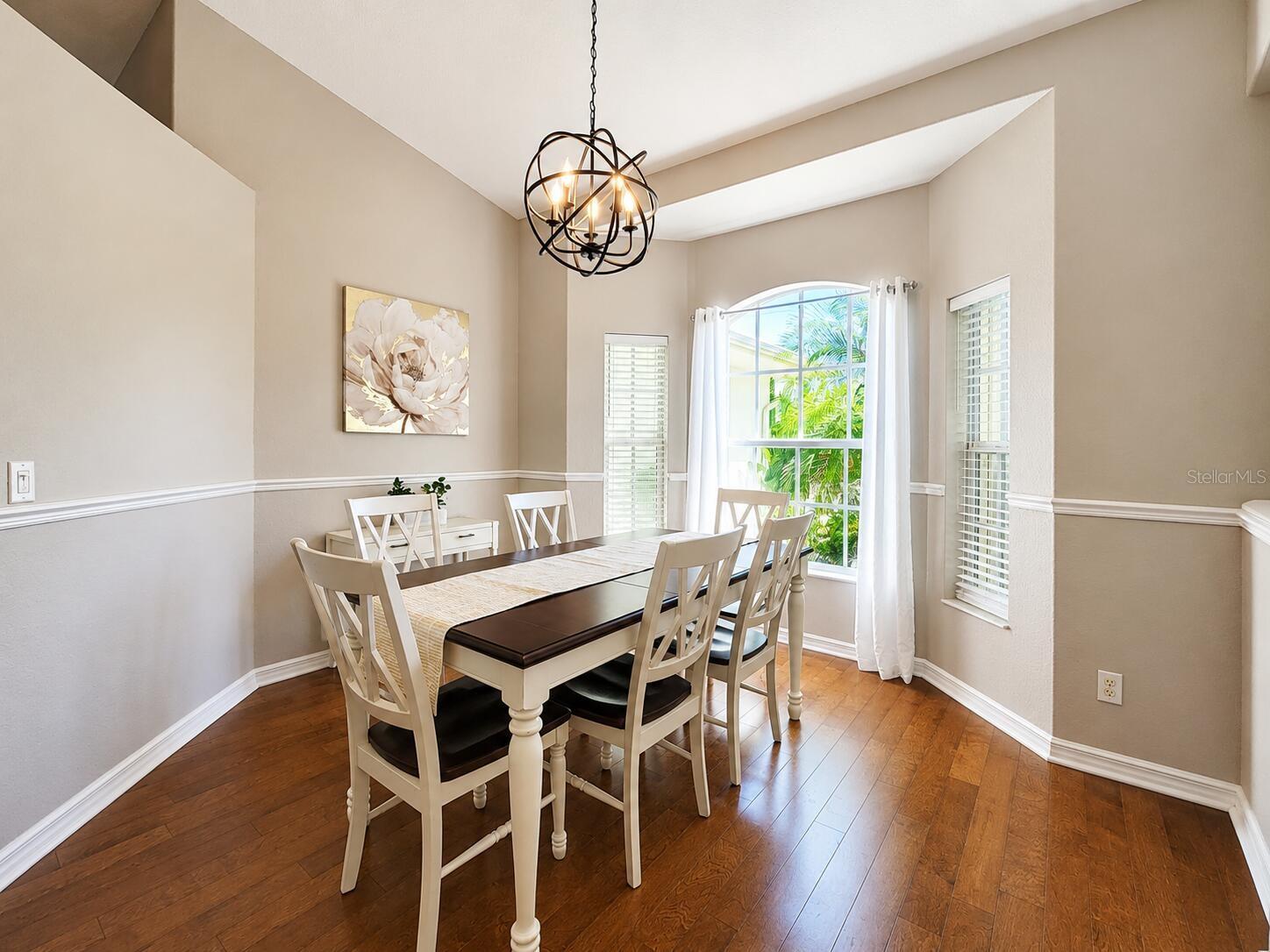 4394 GLORDANO AVE — photo 6