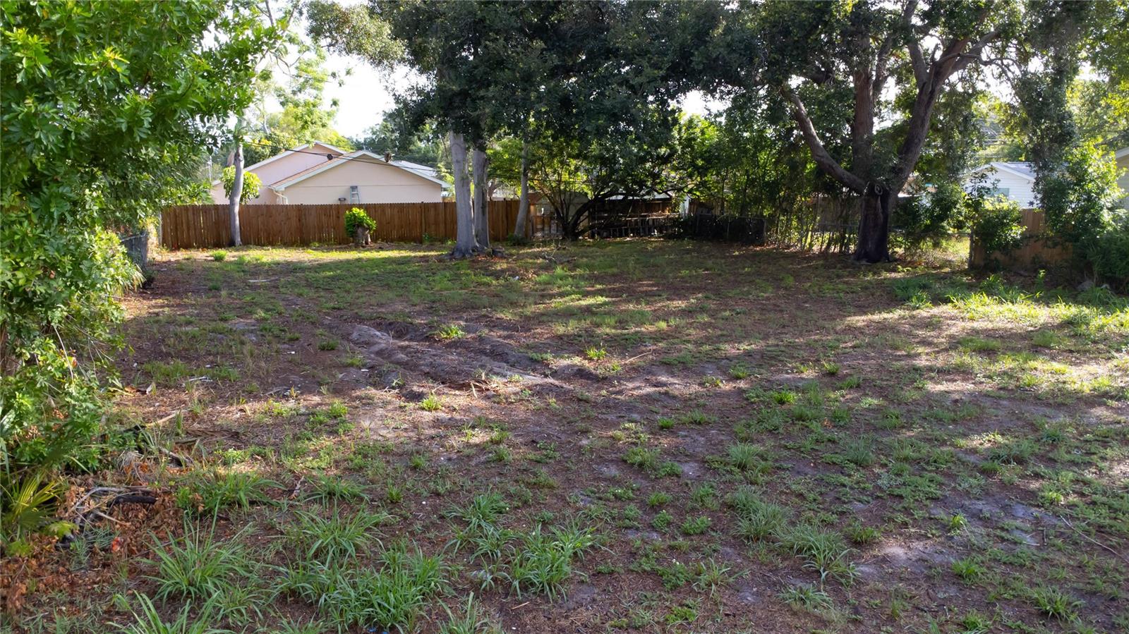 1310 BROWNING ST — photo 10