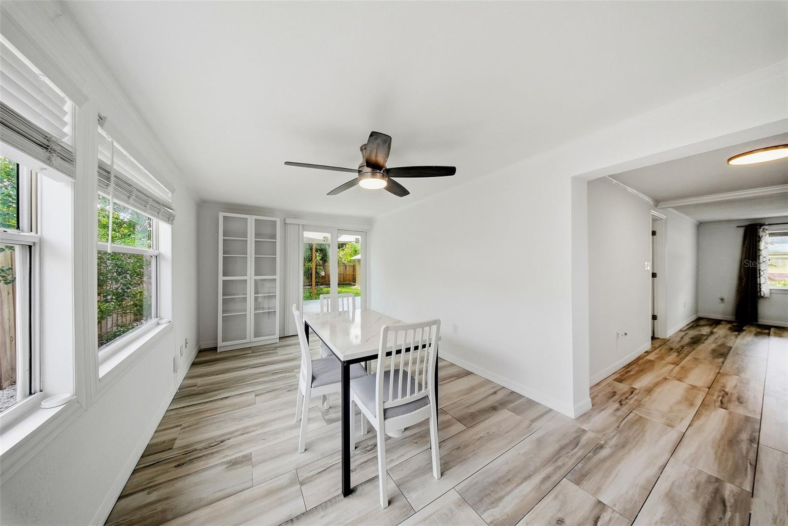1565 CONNECTICUT AVE NE — photo 16