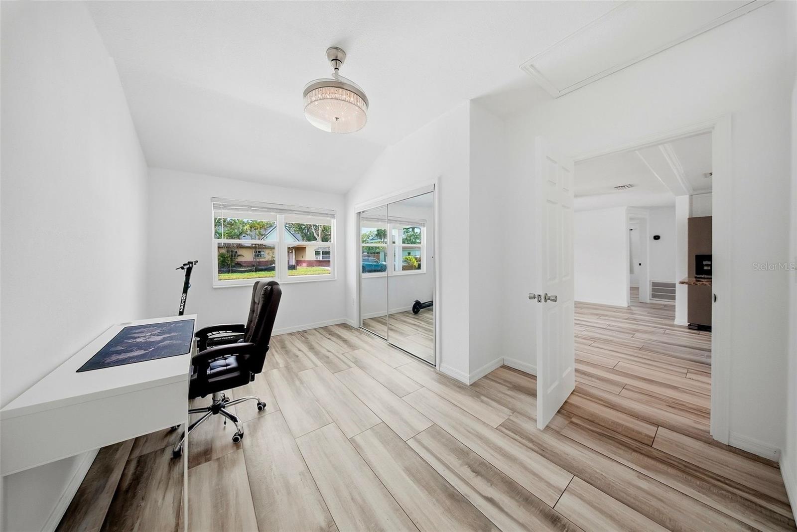 1565 CONNECTICUT AVE NE — photo 21
