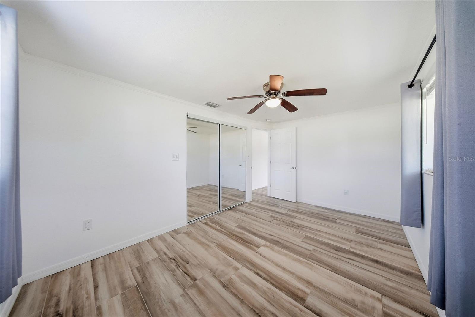 1565 CONNECTICUT AVE NE — photo 30