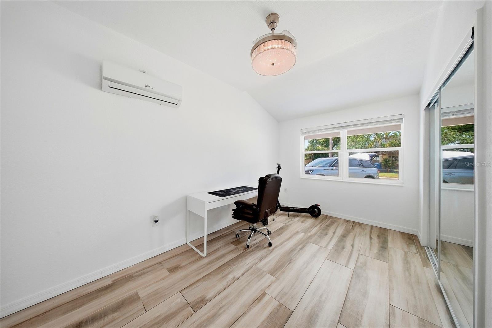 1565 CONNECTICUT AVE NE — photo 18