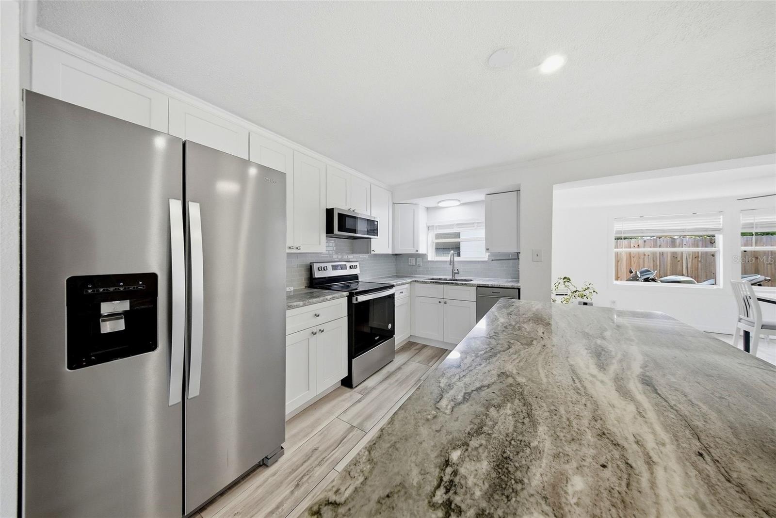 1565 CONNECTICUT AVE NE — photo 11
