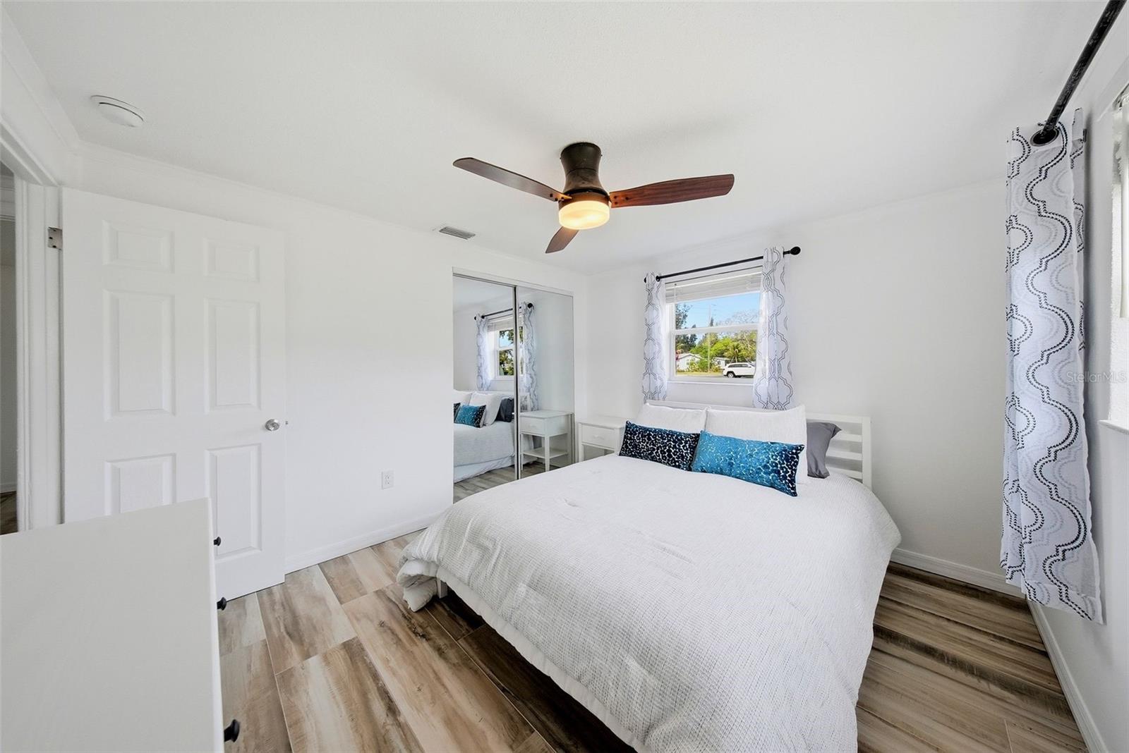 1565 CONNECTICUT AVE NE — photo 26