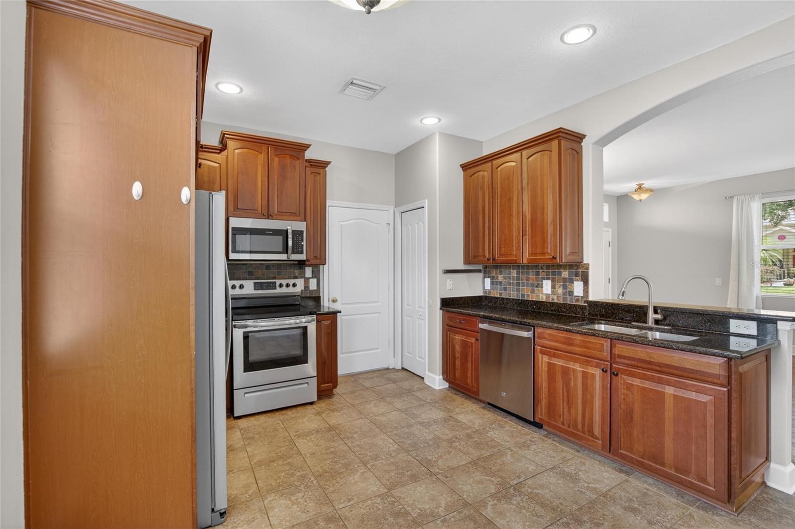 21040 GREEN WING CT — photo 7
