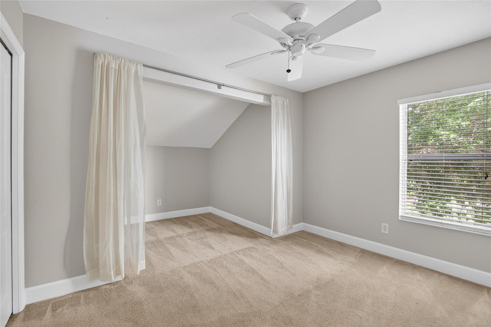 21040 GREEN WING CT — photo 18