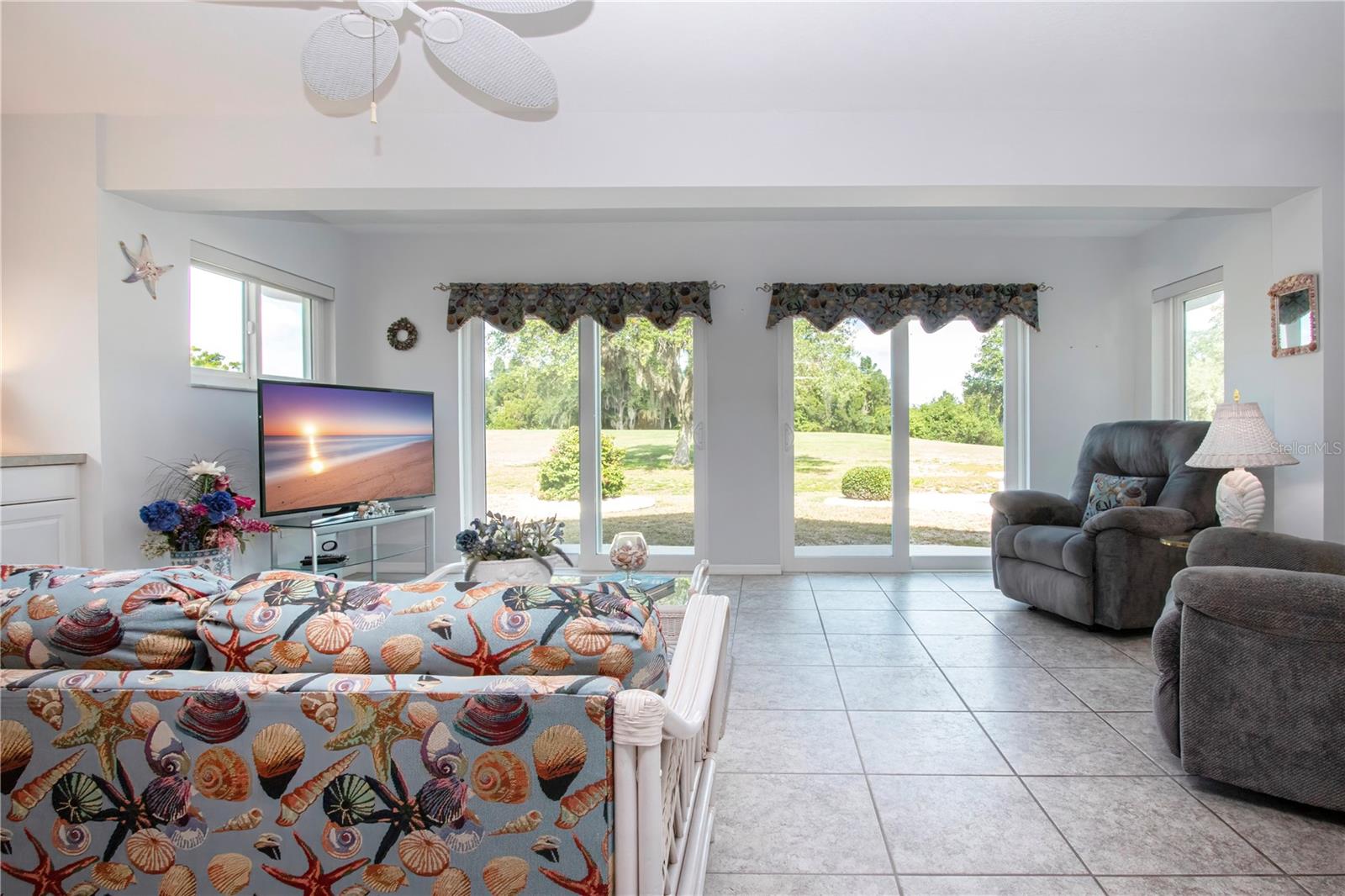 2042 PRESTANCIA LN — photo 20