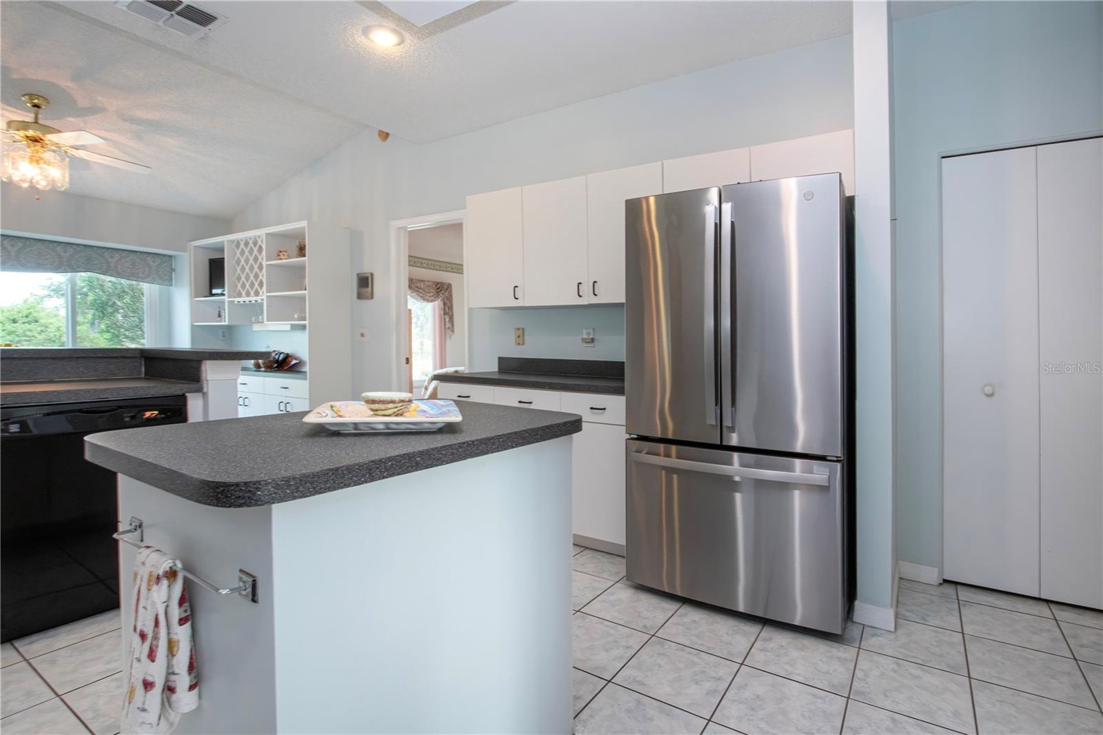 2042 PRESTANCIA LN — photo 33