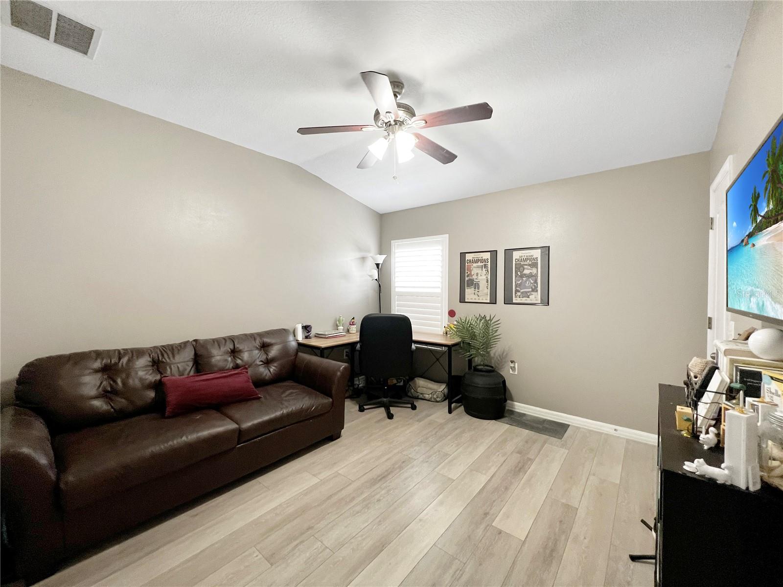 15767 STABLE RUN DR — photo 34