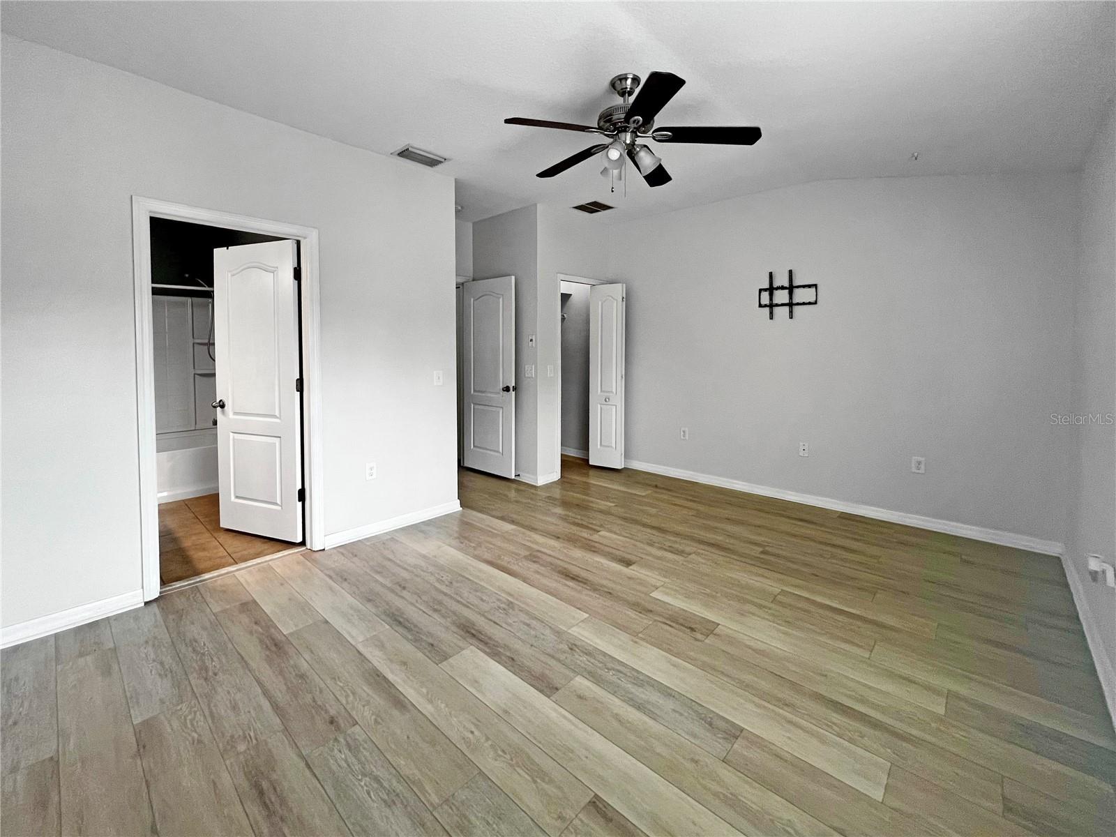 15767 STABLE RUN DR — photo 31