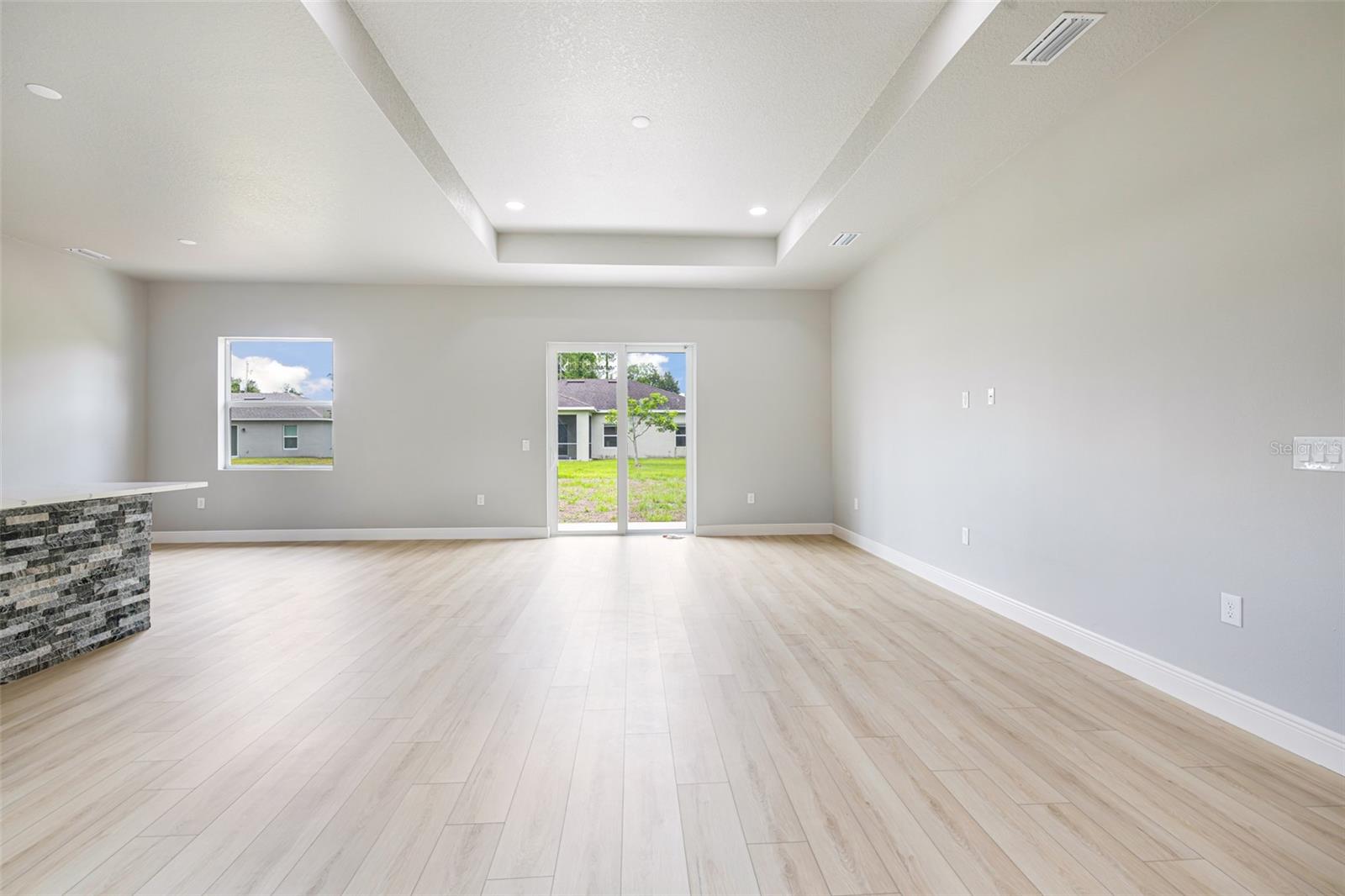 2635 SNUG ST — photo 14