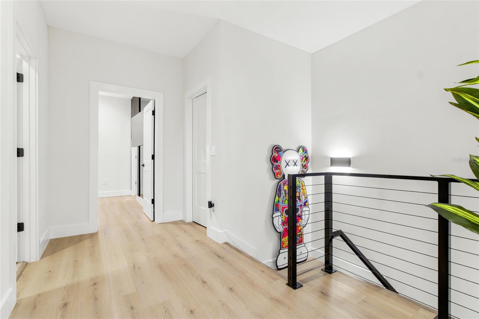 215 W COLUMBUS DR #2 — photo 20