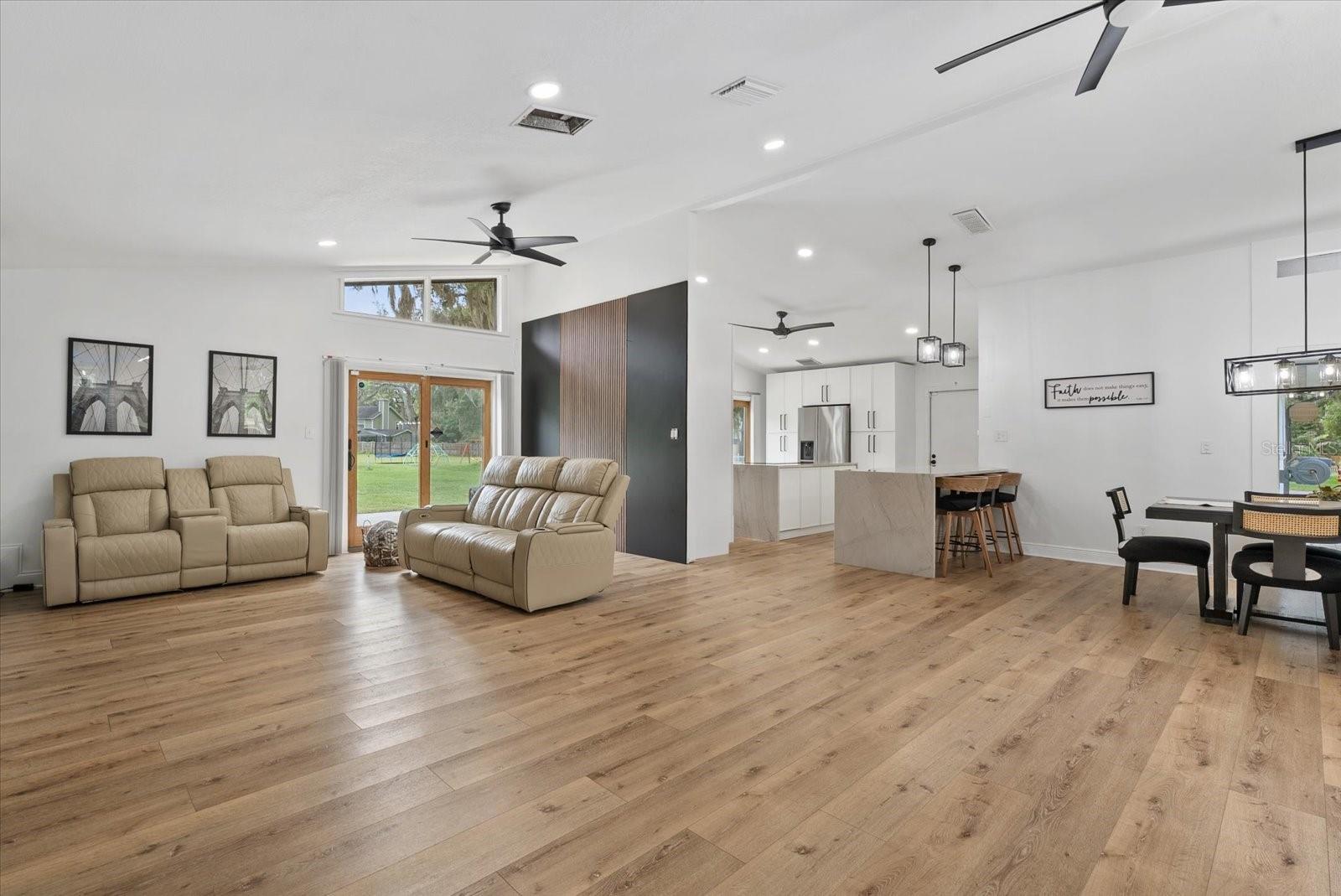 3518 BERGER RD — photo 8