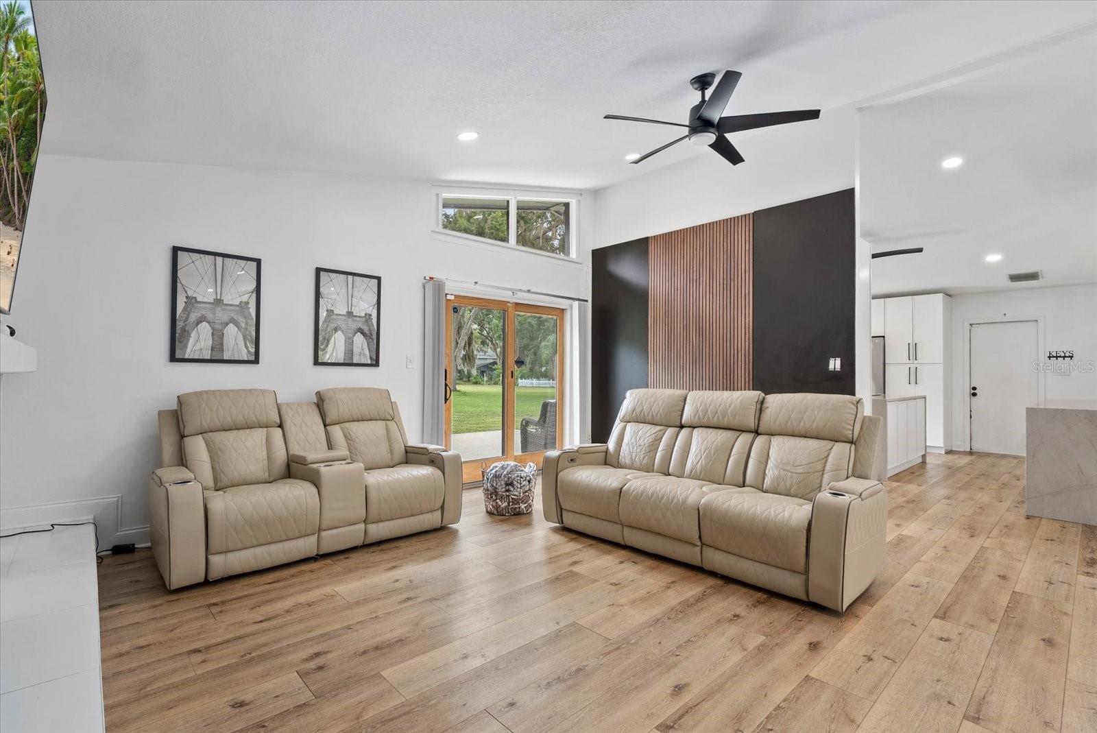 3518 BERGER RD — photo 15
