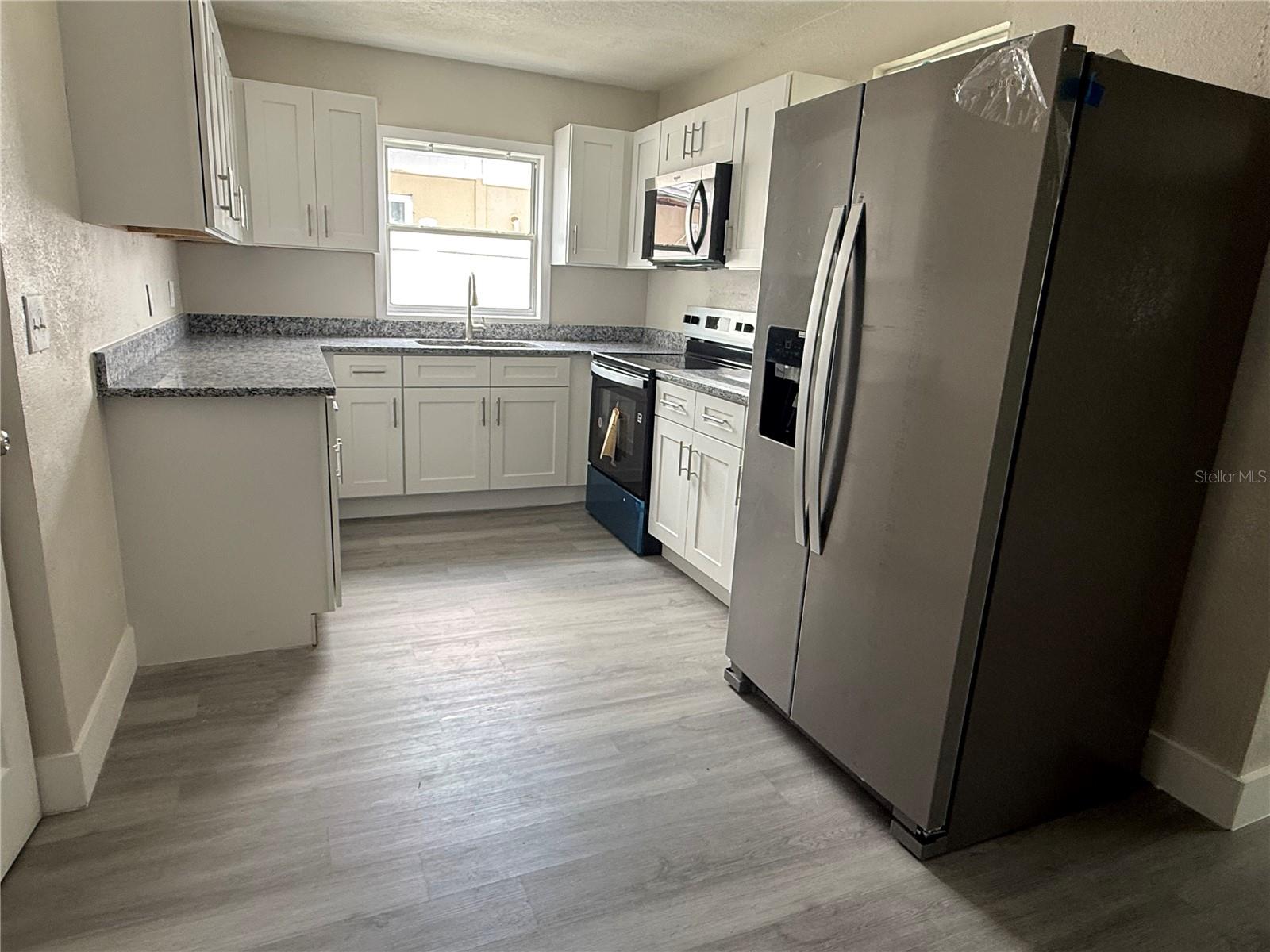 5612 LARIMER DR — photo 2