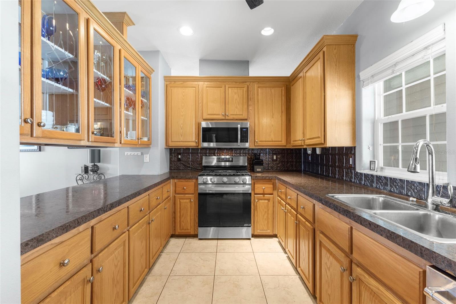124 AMERICANA CT NE #214 — photo 14