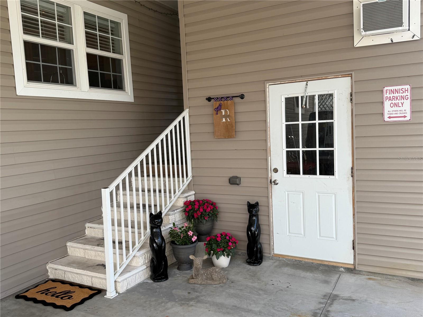 124 AMERICANA CT NE #214 — photo 3
