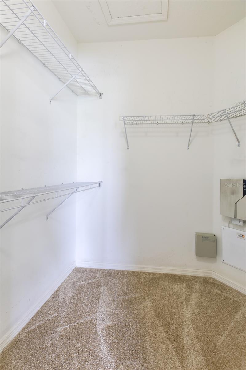 16342 ROLLINGBROOK DR — photo 21
