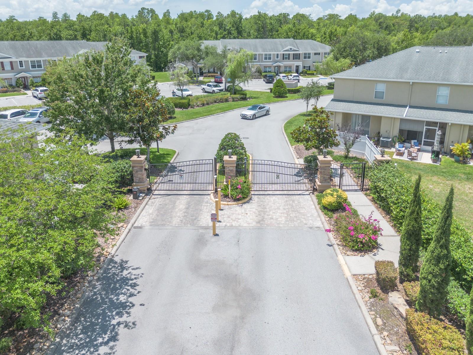 16342 ROLLINGBROOK DR — photo 48