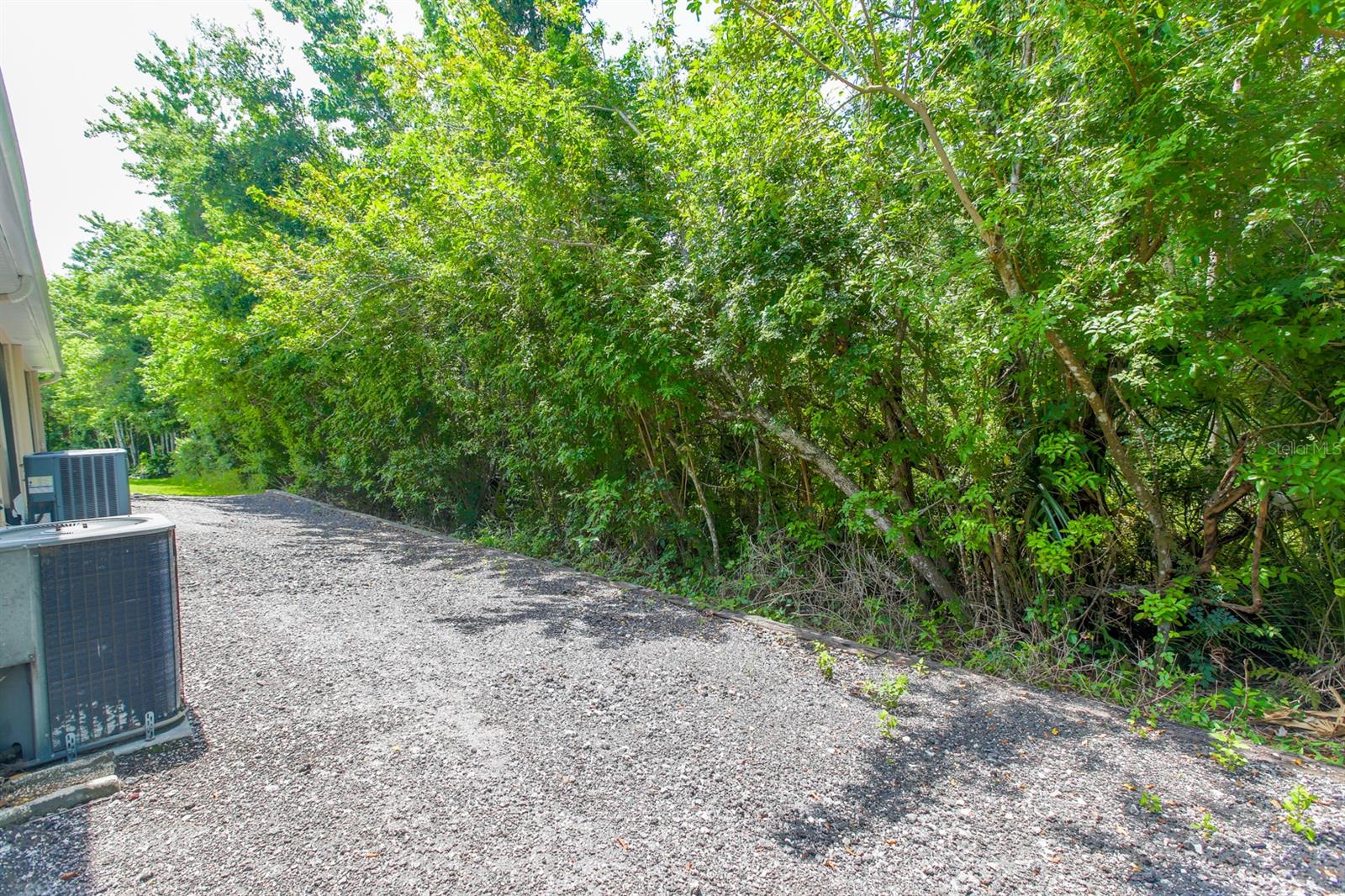 16342 ROLLINGBROOK DR — photo 4