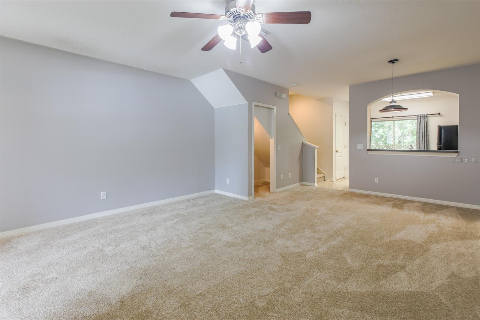 16342 ROLLINGBROOK DR — photo 5