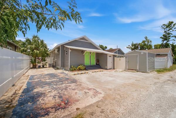 2526 W UNION ST — photo 32