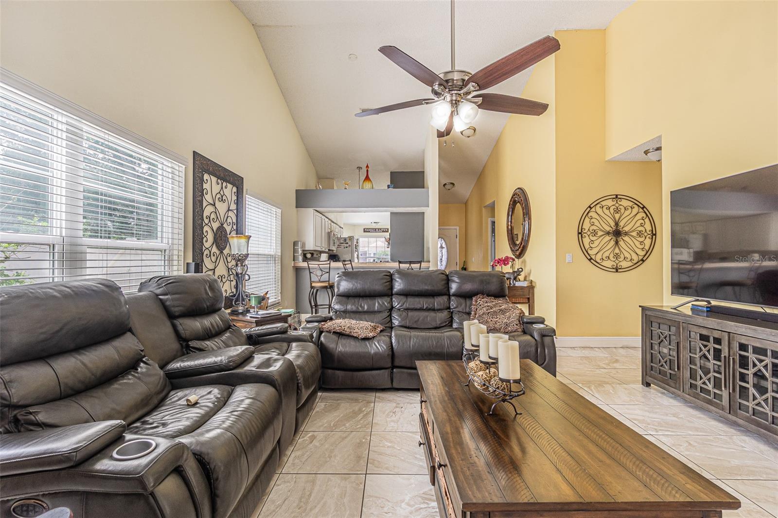 7601 LIMEBURY CT — photo 9