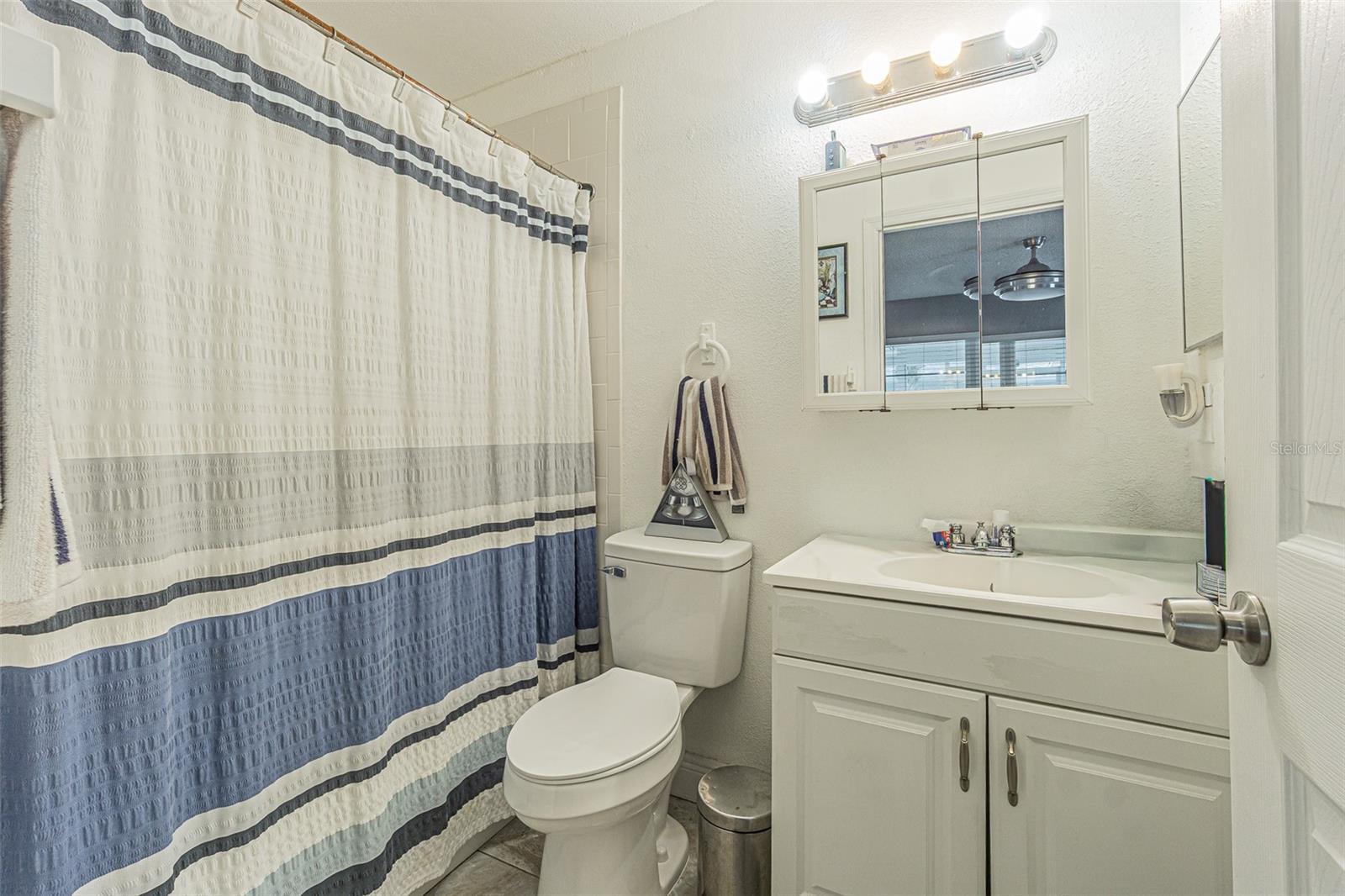 7601 LIMEBURY CT — photo 22